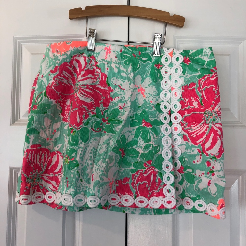 Patterned Skort With Slit - image 1